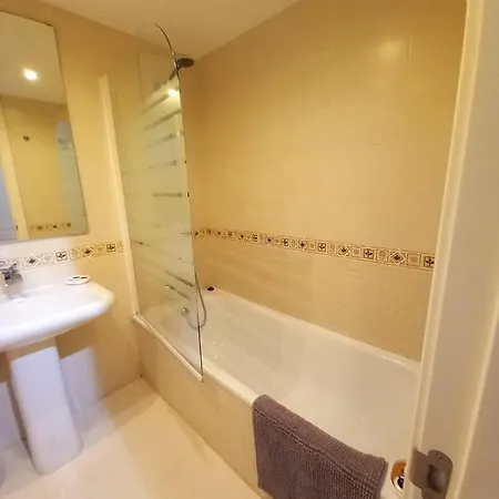 Calido Con Gran Terraza Y Vistas A 600 Metros Del Mar Apartment *